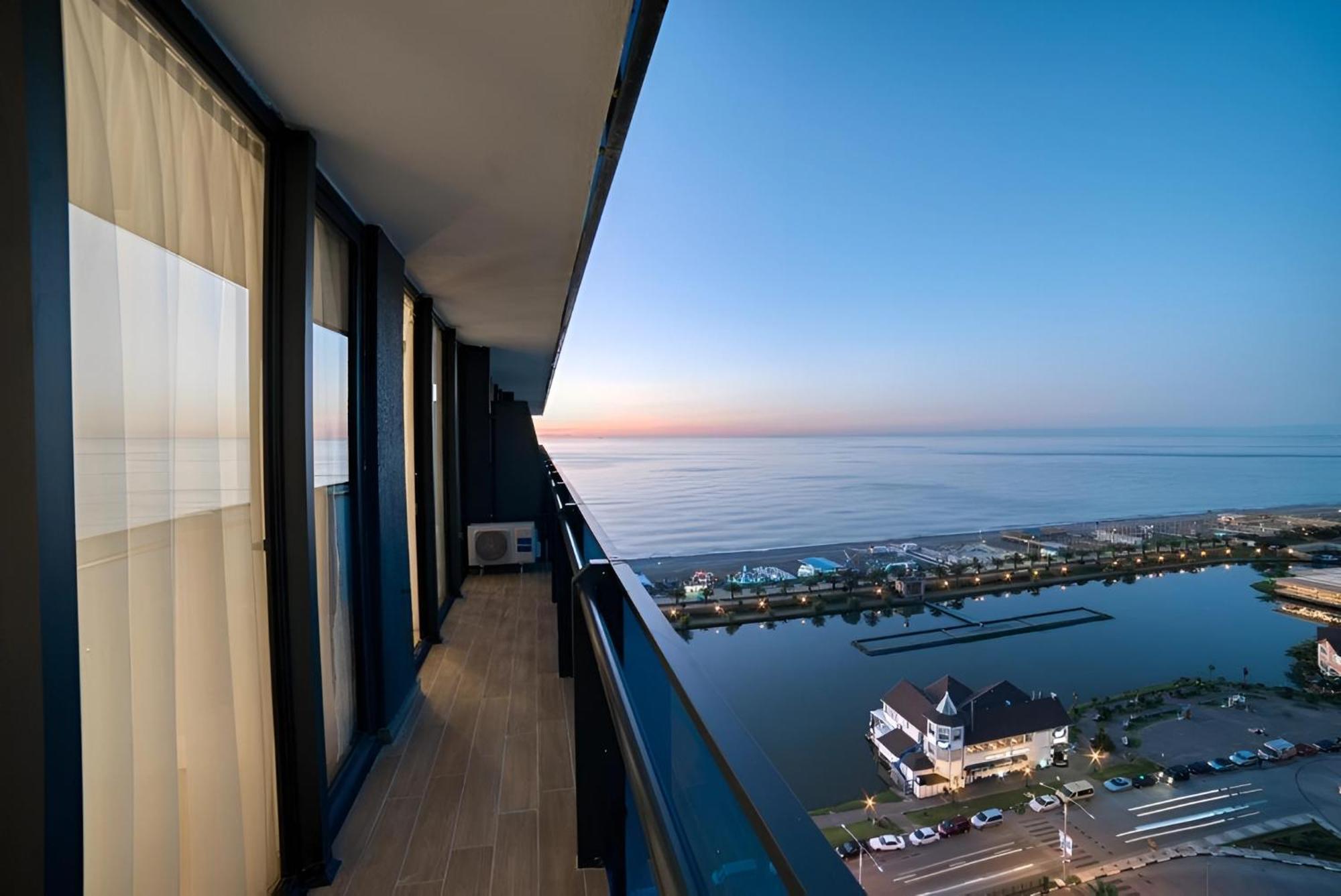 Orbi Batumi City Beach View Hotel Eksteriør bilde