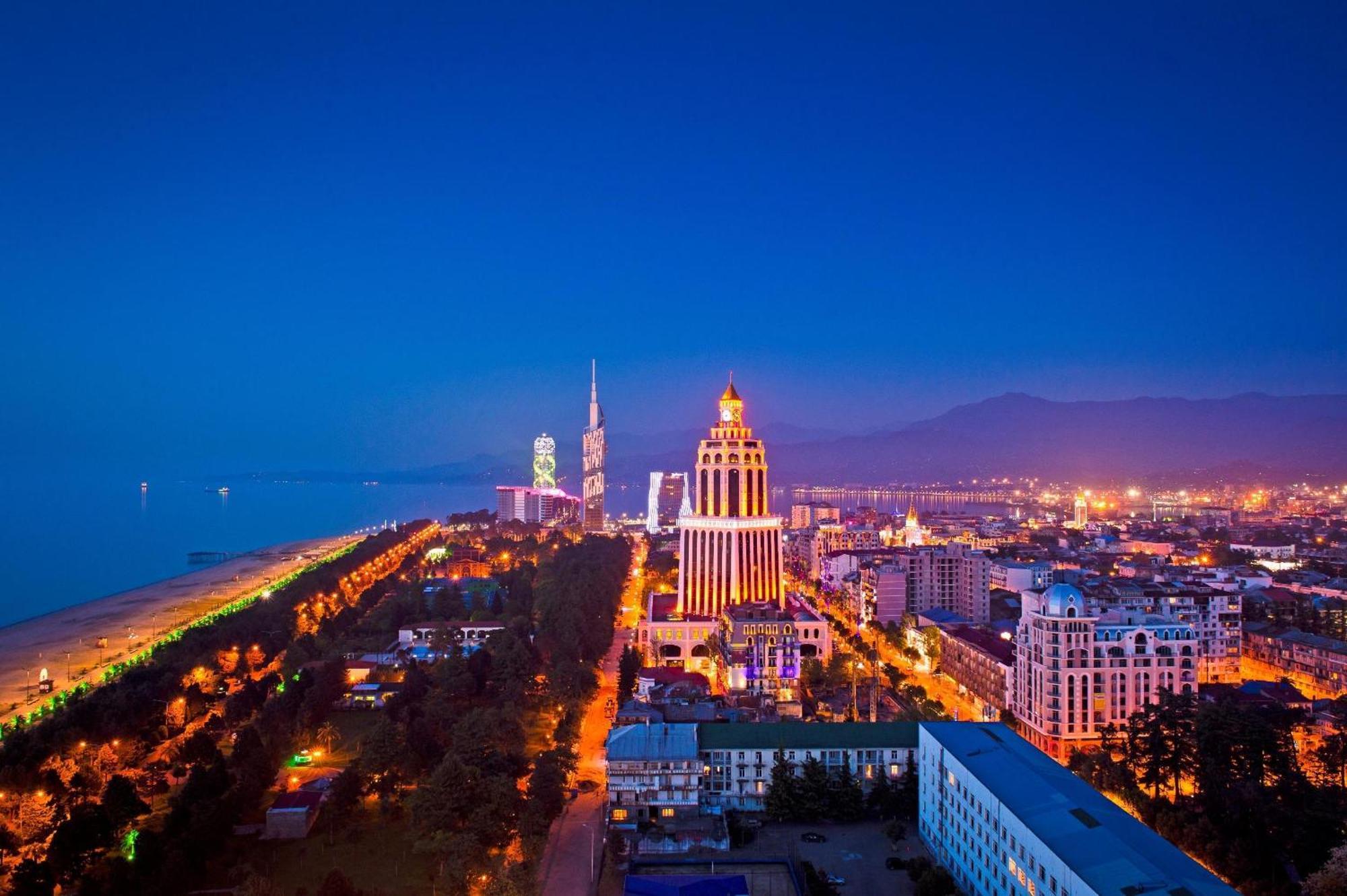 Orbi Batumi City Beach View Hotel Eksteriør bilde